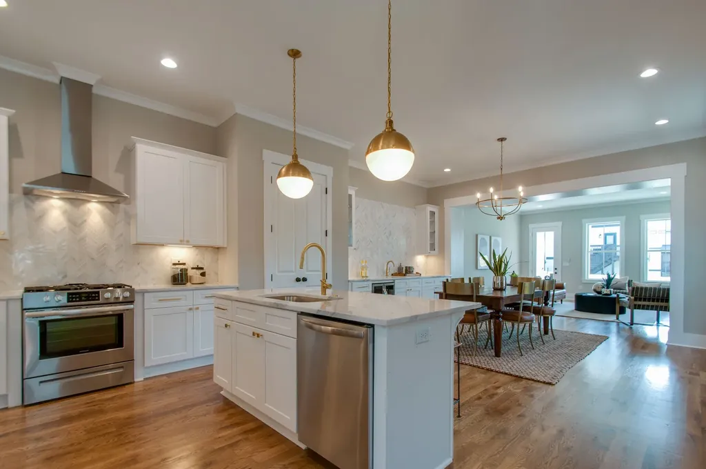 652 Vernon Avenue Nashville TN 37209