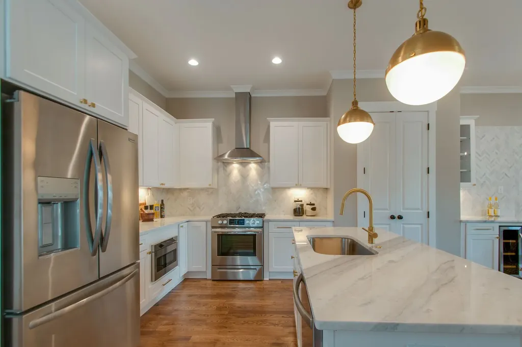 652 Vernon Avenue Nashville TN 37209