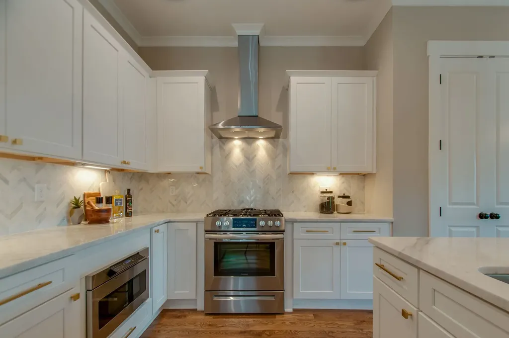 652 Vernon Avenue Nashville TN 37209