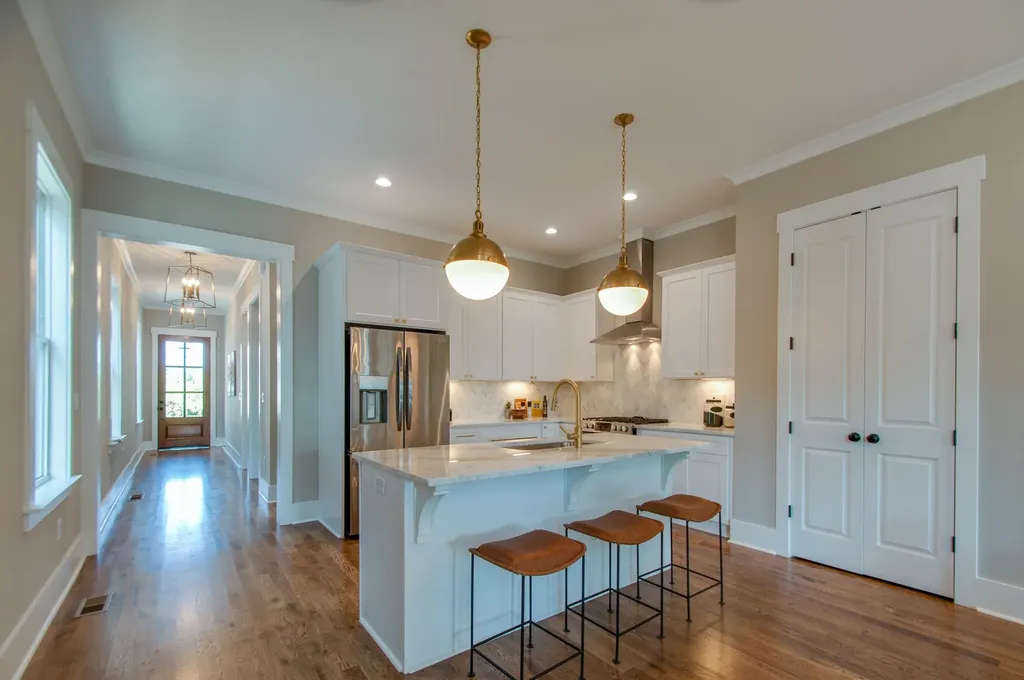 652 Vernon Avenue Nashville TN 37209