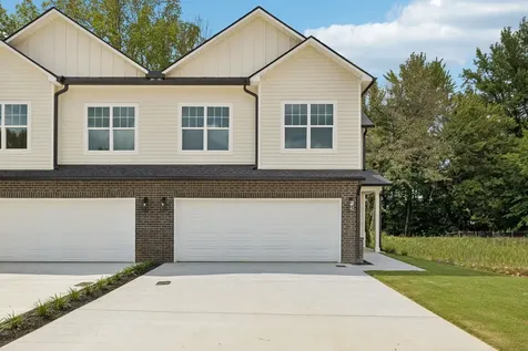 1068 Stagecoach Drive White House TN 37188