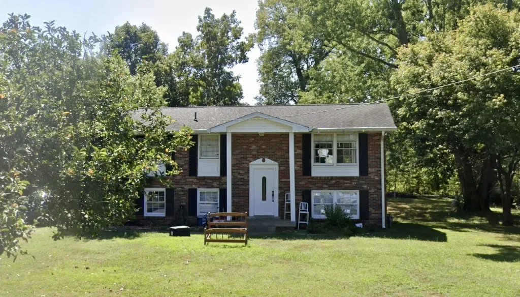 105 Apple Lane Greenbrier TN 37073