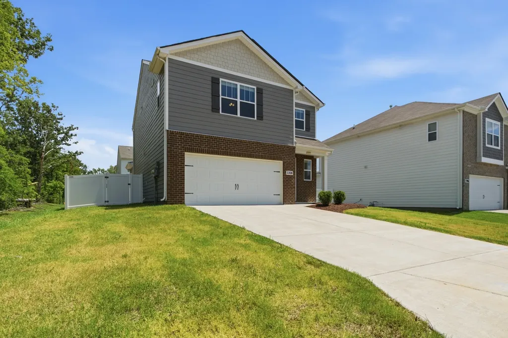 2208 Averee Court Lebanon TN 37087