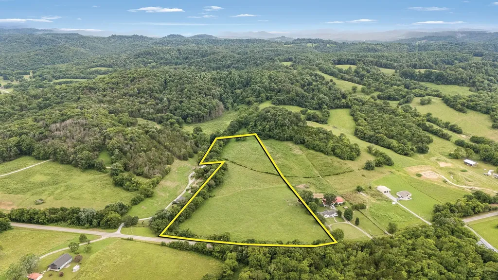 1783 Brown Shop Road Petersburg TN 37144