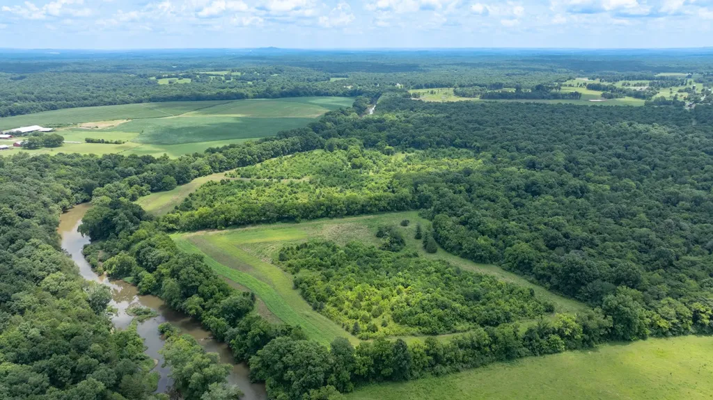 498 Rattlesnake Lodge Road Shelbyville TN 37160
