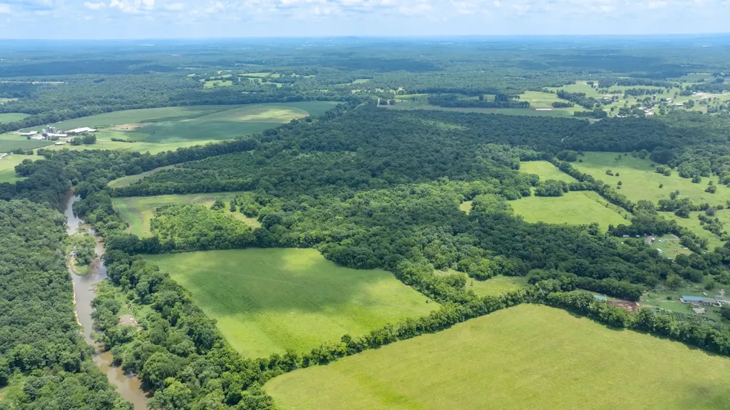 498 Rattlesnake Lodge Road Shelbyville TN 37160