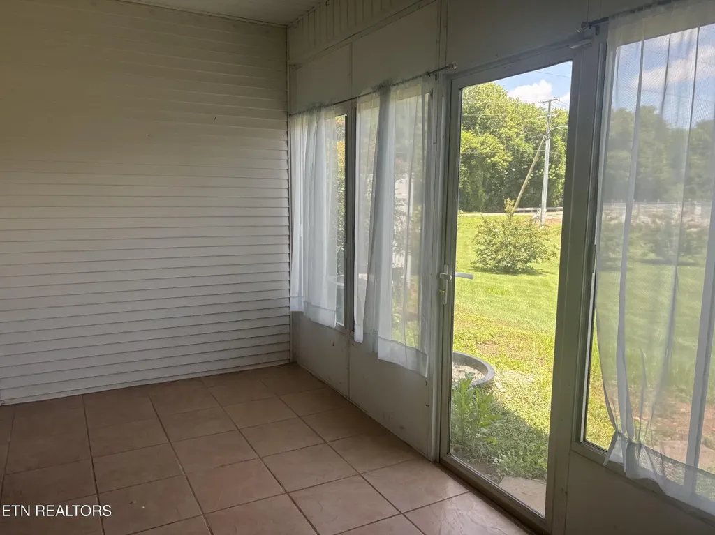 103 Willington Place Loudon TN 37774