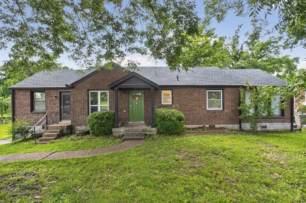 214 Blanchard Place Nashville TN 37214
