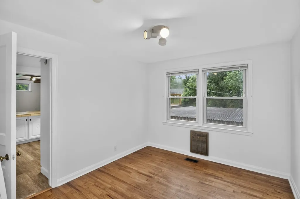 214 Blanchard Place Nashville TN 37214