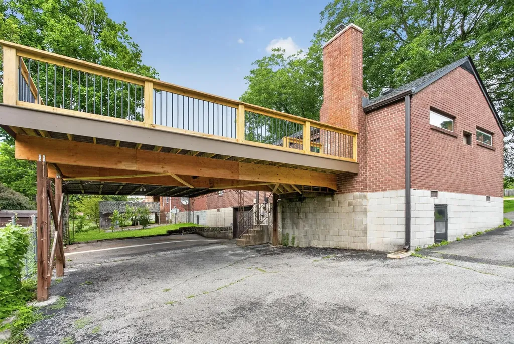 214 Blanchard Place Nashville TN 37214