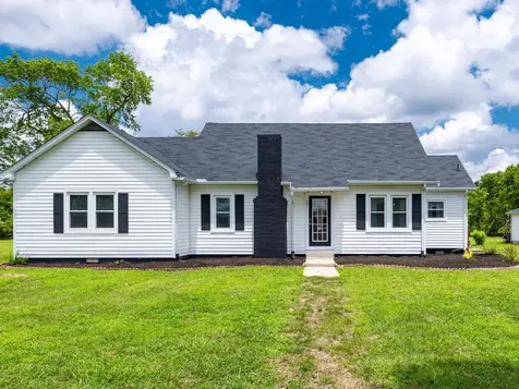 5011 Lascassas Pike Lascassas TN 37085