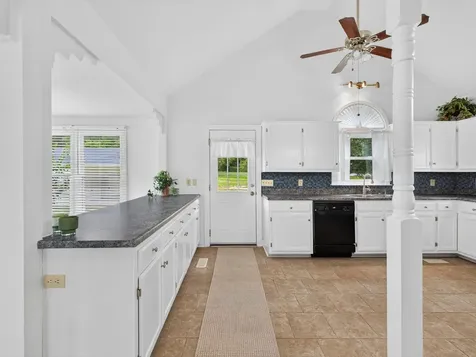 5011 Lascassas Pike Lascassas TN 37085