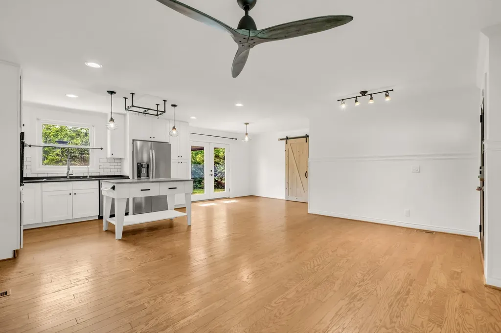 138 Carriage Drive Nashville TN 37221