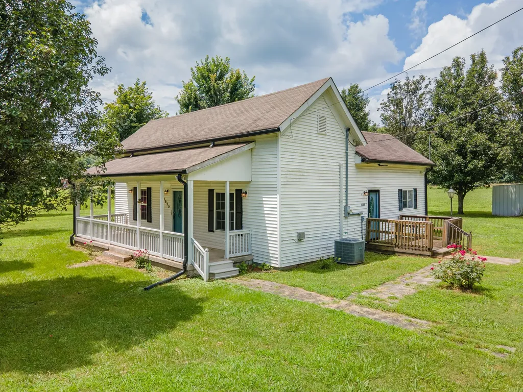 1625 Fishing Ford Road Belfast TN 37019