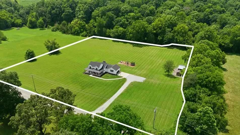 1227 Stayton Road Cumberland Furnace TN 37051