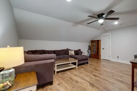 1227 Stayton Road Cumberland Furnace TN 37051