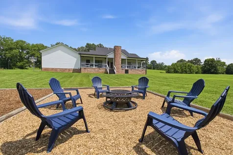 1227 Stayton Road Cumberland Furnace TN 37051