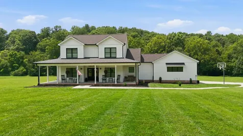 1227 Stayton Road Cumberland Furnace TN 37051