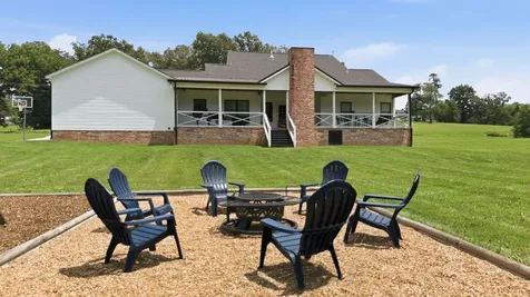 1227 Stayton Road Cumberland Furnace TN 37051