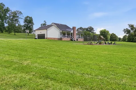 1227 Stayton Road Cumberland Furnace TN 37051