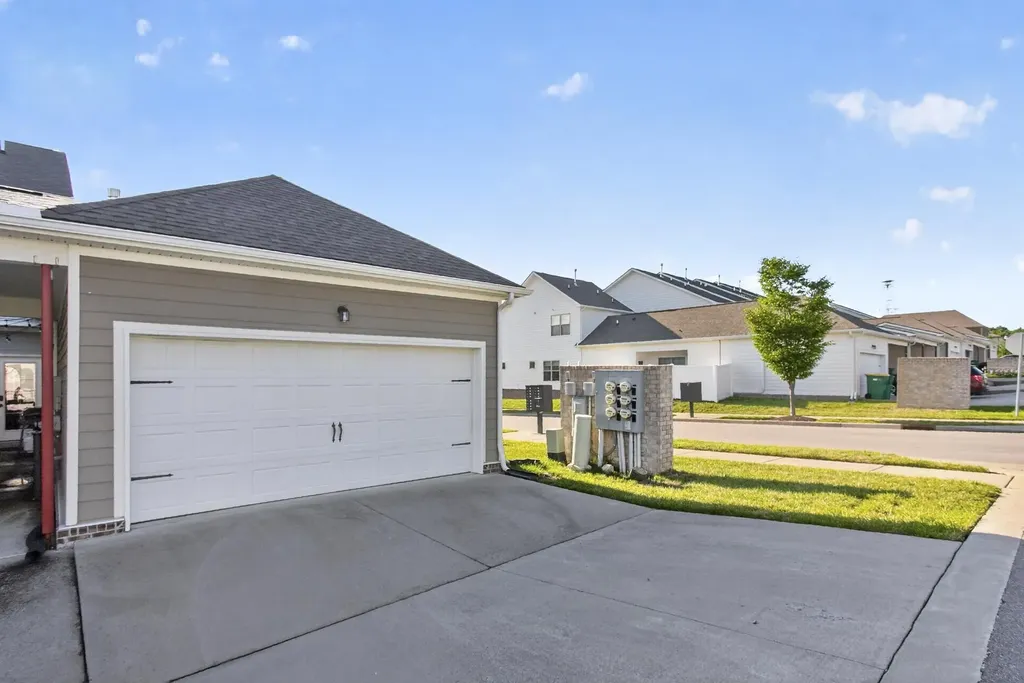 1525 White Tip Lane Antioch TN 37013