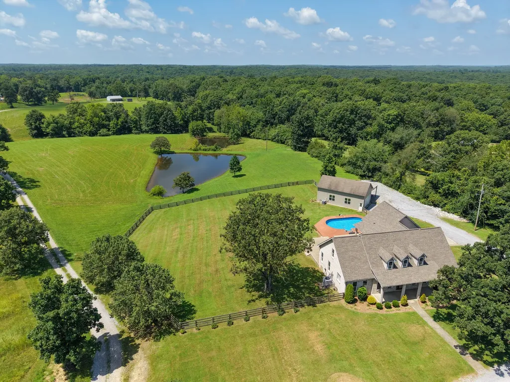 1301 Yellow Creek Road Dickson TN 37055