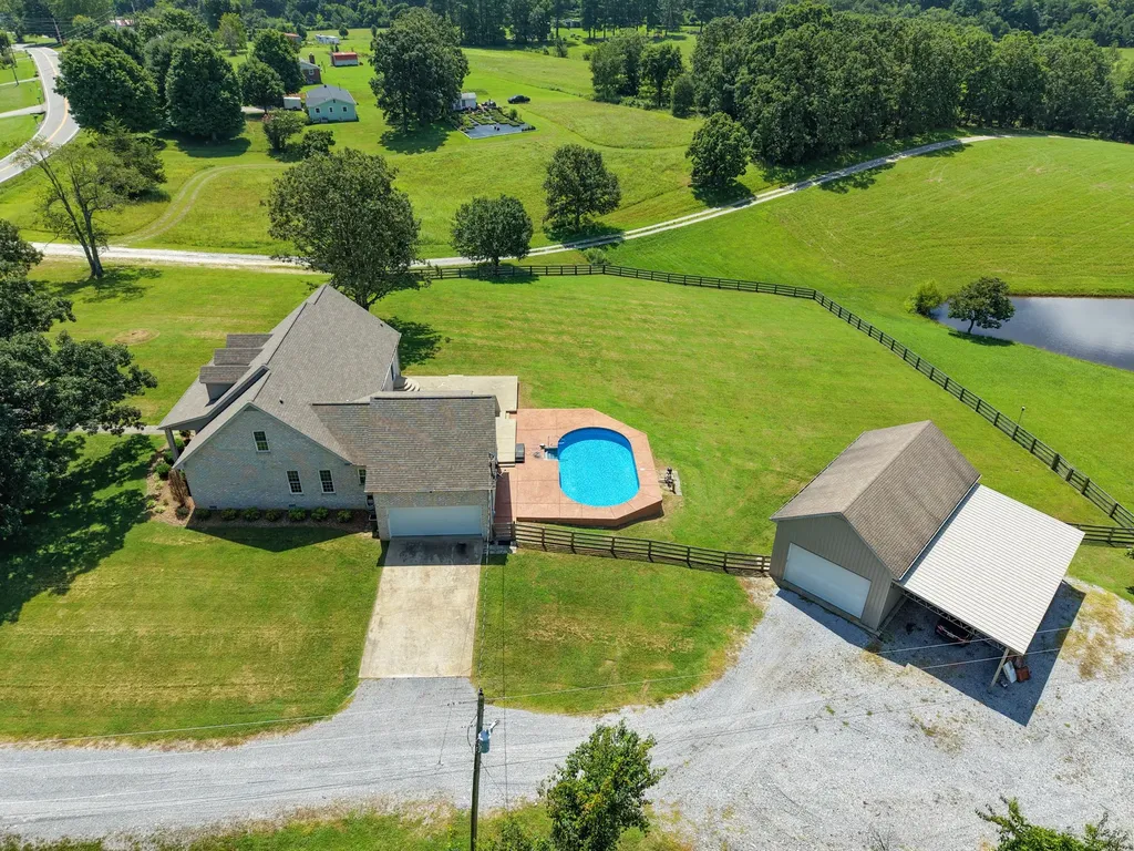 1301 Yellow Creek Road Dickson TN 37055