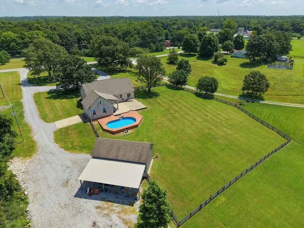 1301 Yellow Creek Road Dickson TN 37055