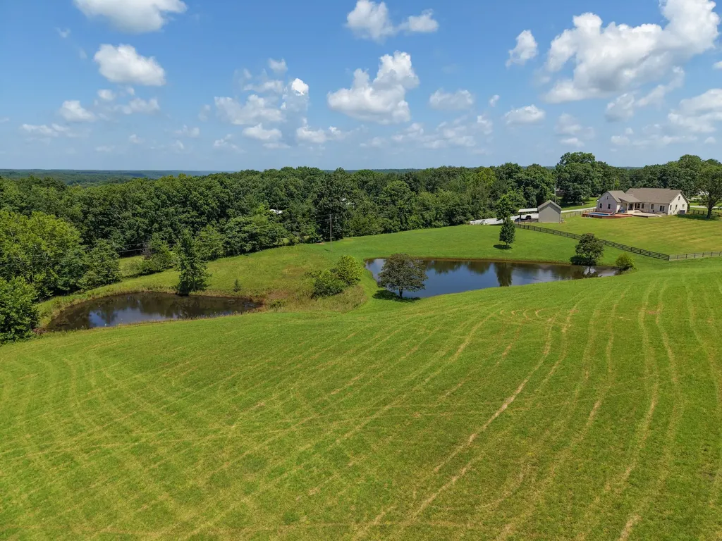 1301 Yellow Creek Road Dickson TN 37055