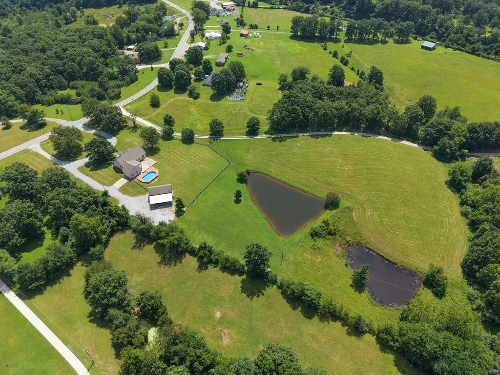 1301 Yellow Creek Road Dickson TN 37055