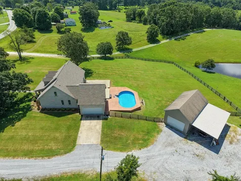 1301 Yellow Creek Road Dickson TN 37055