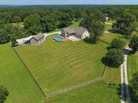 1301 Yellow Creek Road Dickson TN 37055