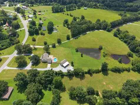 1301 Yellow Creek Road Dickson TN 37055