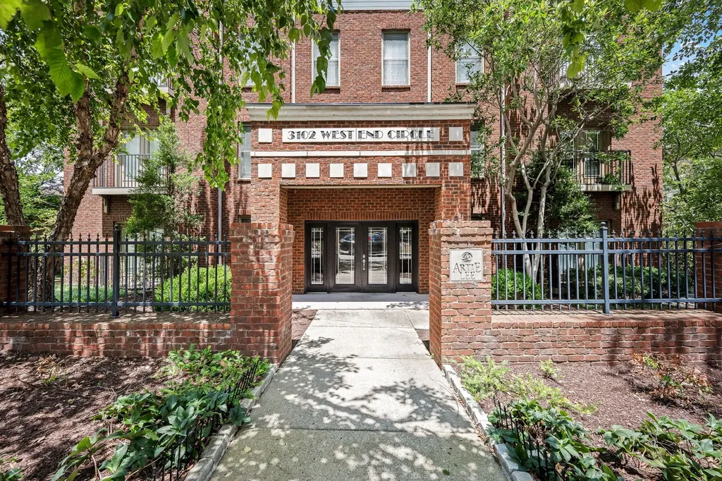 3102 West End Circle Nashville TN 37203