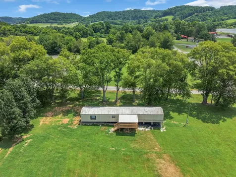 345 Huffman Road Normandy TN 37360