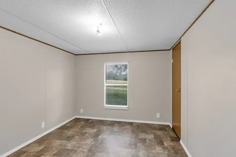345 Huffman Road Normandy TN 37360