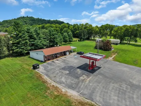 345 Huffman Road Normandy TN 37360