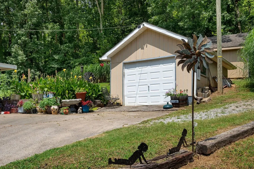 3509 Huntland Drive Whites Creek TN 37189