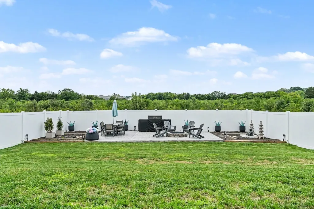 513 Forsberg Court Lebanon TN 37087