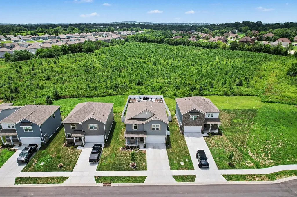 513 Forsberg Court Lebanon TN 37087