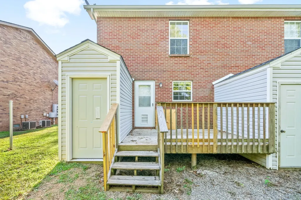 3838 Jockey Drive Clarksville TN 37040