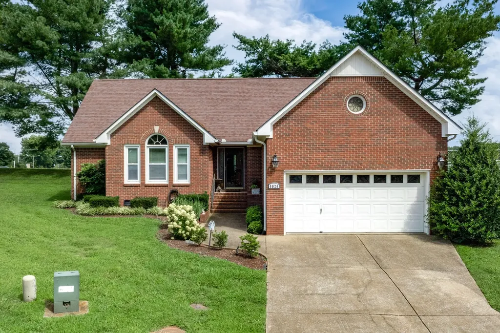 5026 Camelot Drive Columbia TN 38401