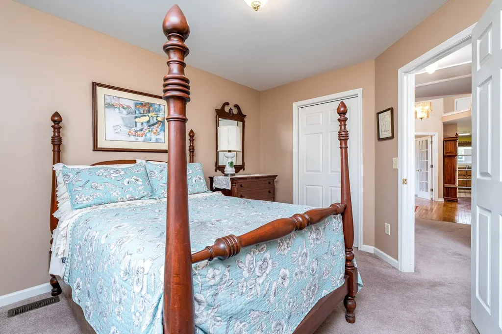 5026 Camelot Drive Columbia TN 38401
