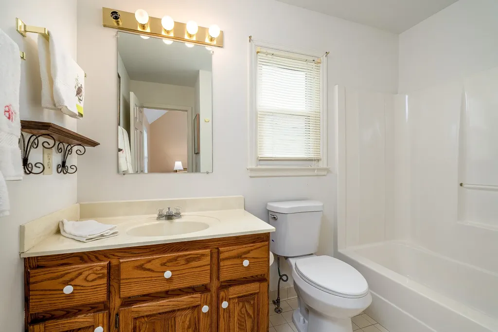 5026 Camelot Drive Columbia TN 38401
