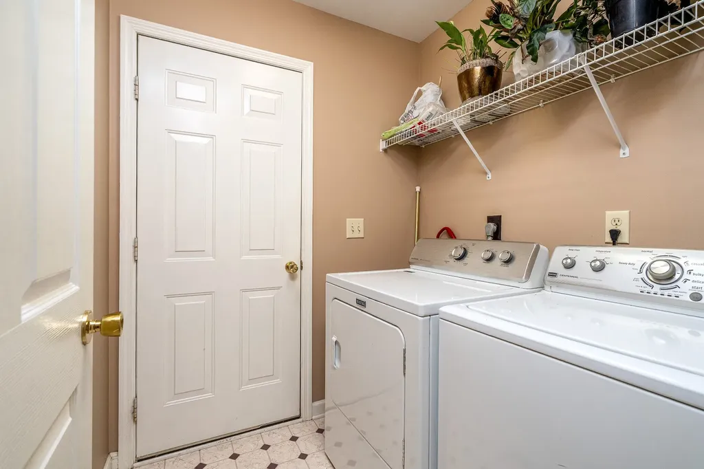 5026 Camelot Drive Columbia TN 38401