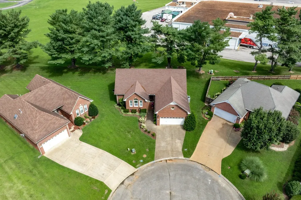 5026 Camelot Drive Columbia TN 38401