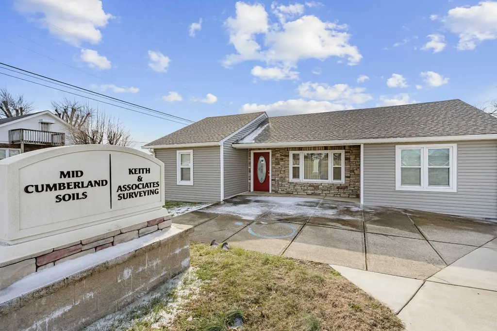 1012 Sparta Pike Lebanon TN 37087