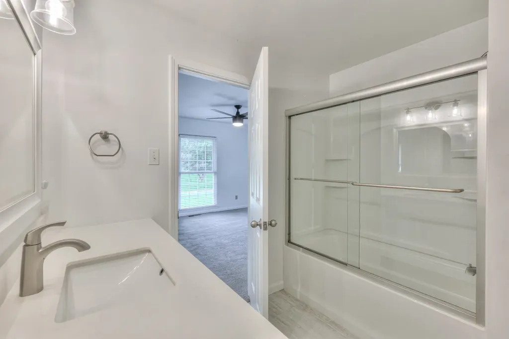 4861 Bethesda Road Thompsons Station TN 37179