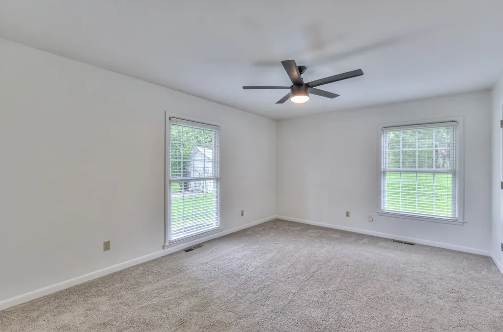 4861 Bethesda Road Thompsons Station TN 37179