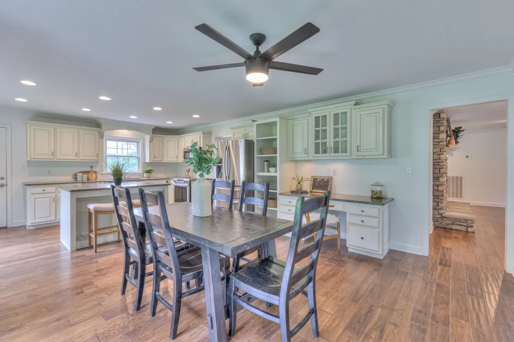 4861 Bethesda Road Thompsons Station TN 37179
